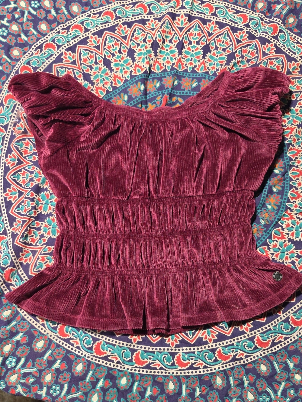Women's Off-Shoulder Ruched Velvet Top - Deep Plum